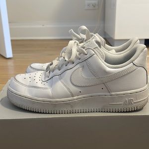 Nike Women’s Air Forces. US size 7